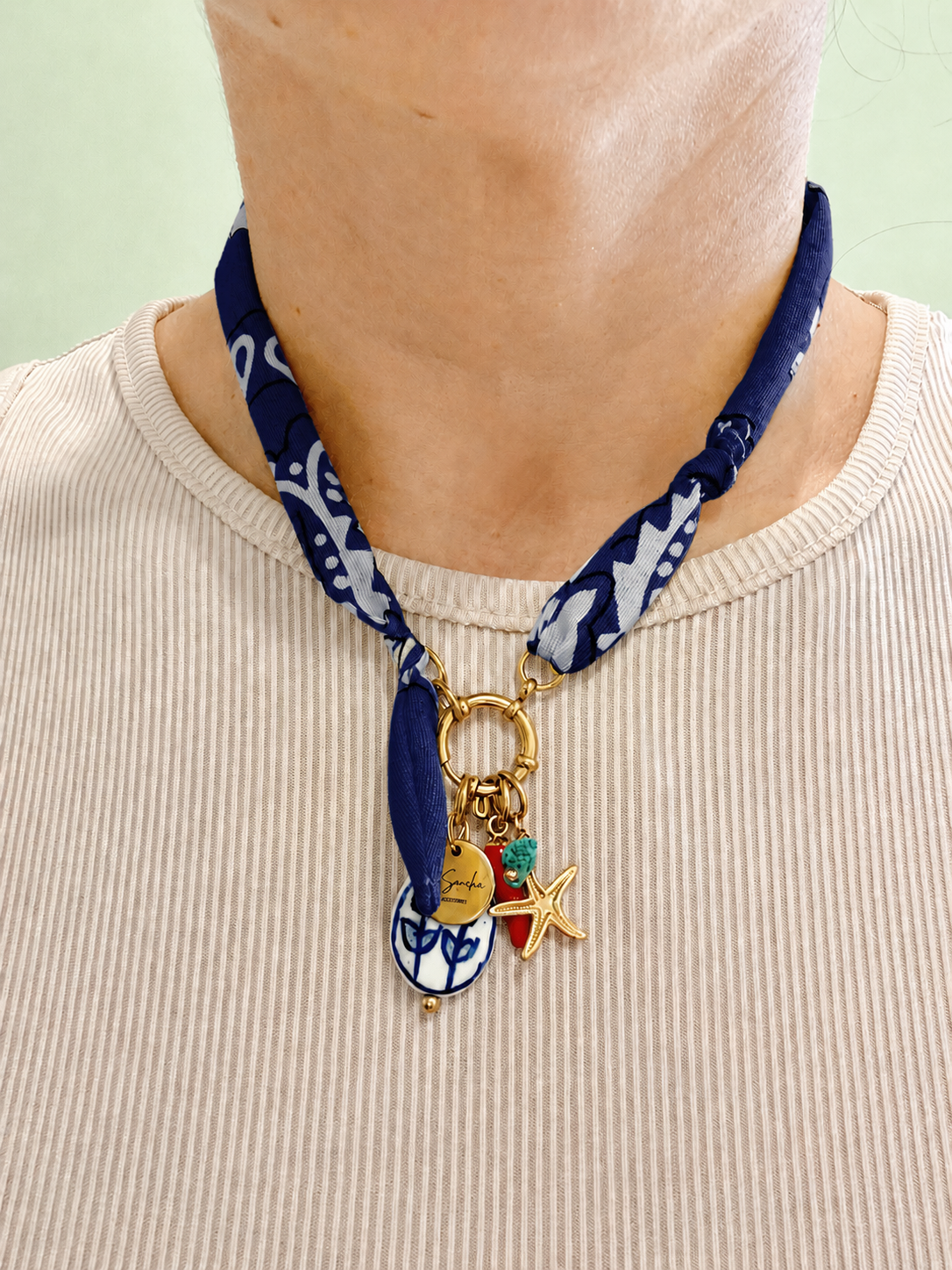 Collanina Bandana con ciondoli Mare