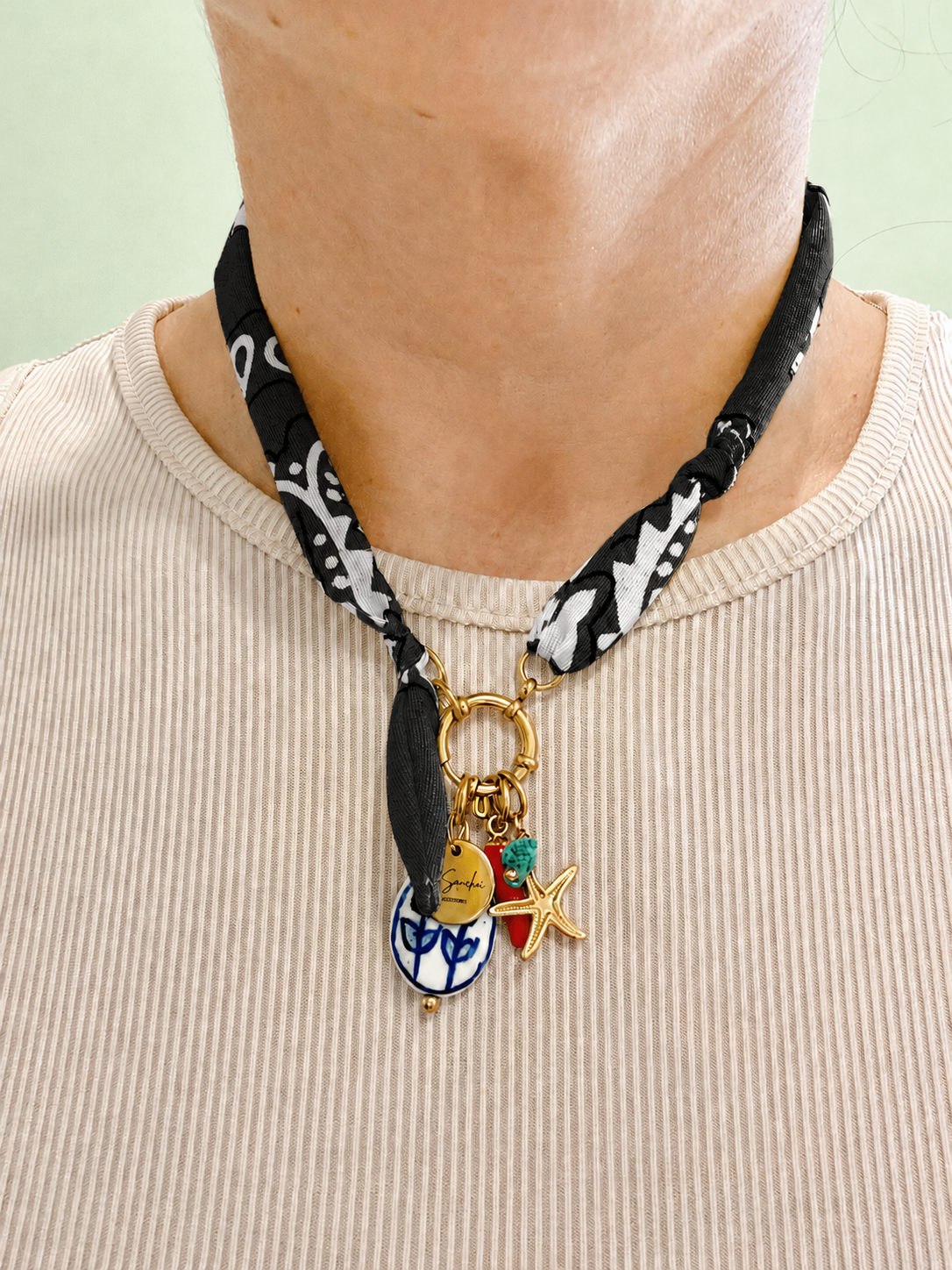 Collanina Bandana con ciondoli Mare