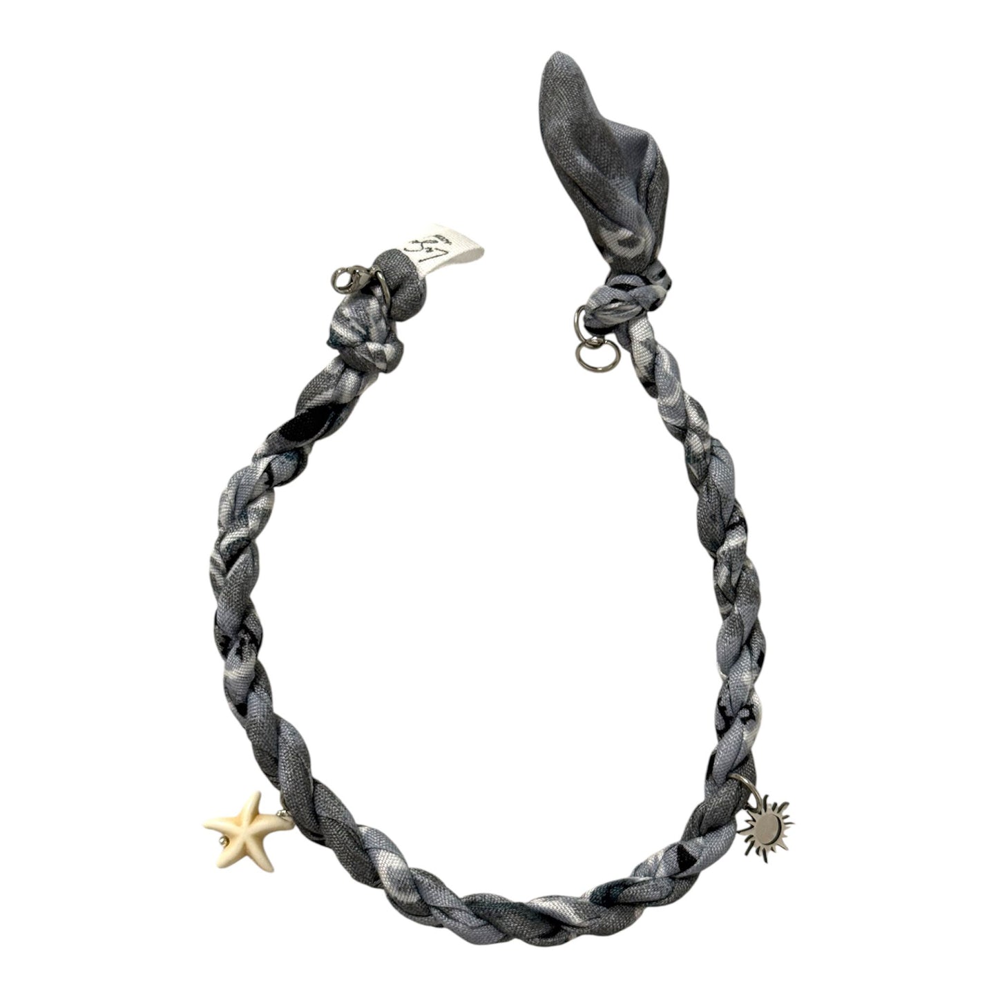 Cavigliera donna in tessuto bandana intrecciato con charms mare, anklet handmade boho estiva regolabile
